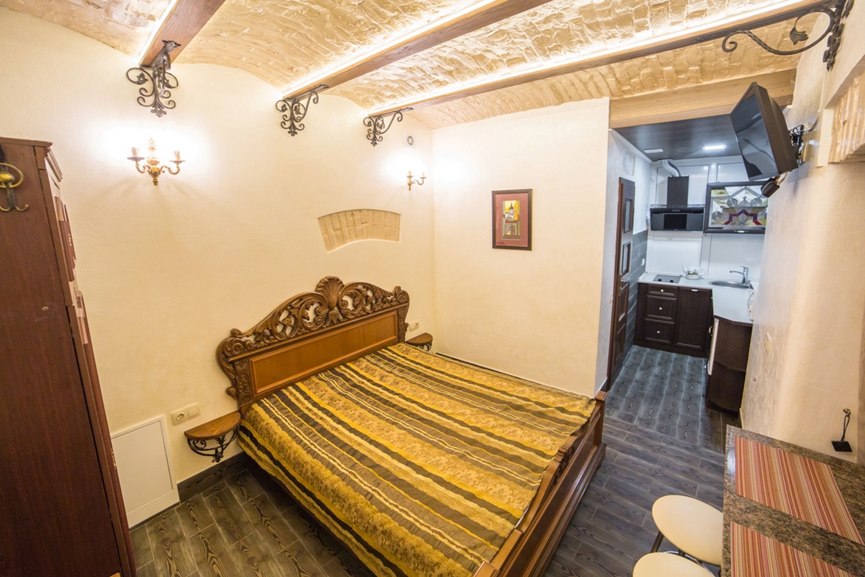 Studio | Iron/ironing board, free WiFi, bed sheets