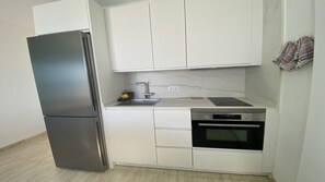 Fridge, oven, coffee/tea maker, electric kettle - Molino azul 1A (Valle Gran Rey)