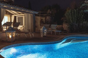 Utomhuspool