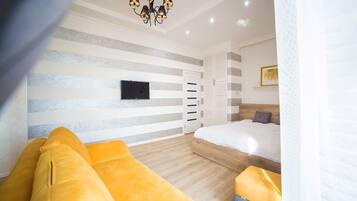 Apartment, Non Smoking | Iron/ironing board, free WiFi