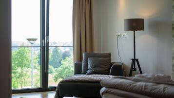 Minibar, in-room safe, desk, soundproofing