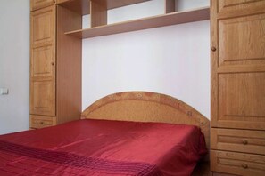 Iron/ironing board, cots/infant beds, free WiFi - Apartment Berindy 3 (Lviv)