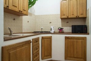 公寓 (Berindy St. 3) | 私人廚房 | 雪櫃、微波爐、爐具、電熱水壺