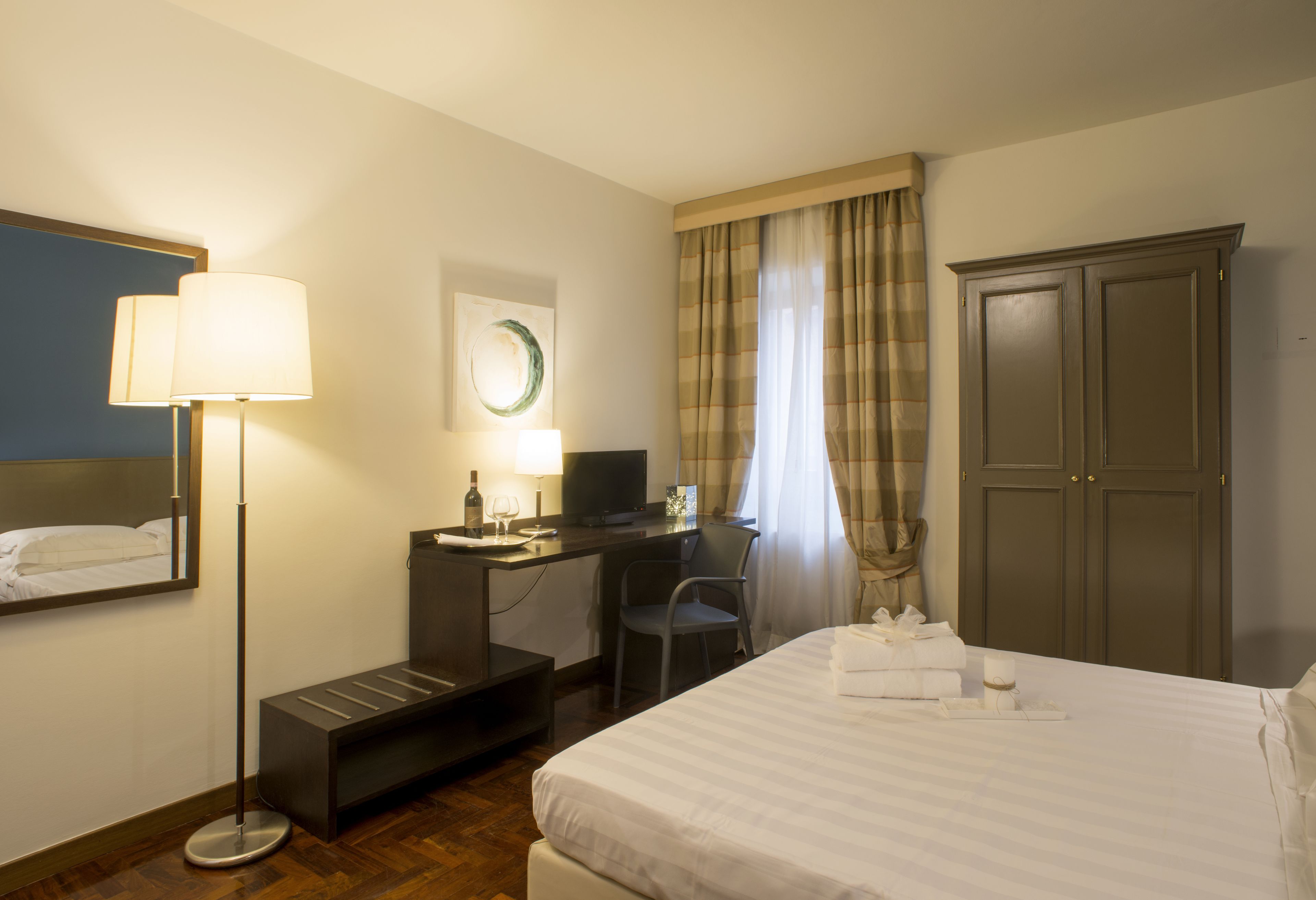 classic double or twin room | egyptian cotton sheets, premium bedding, down duvets, minibar