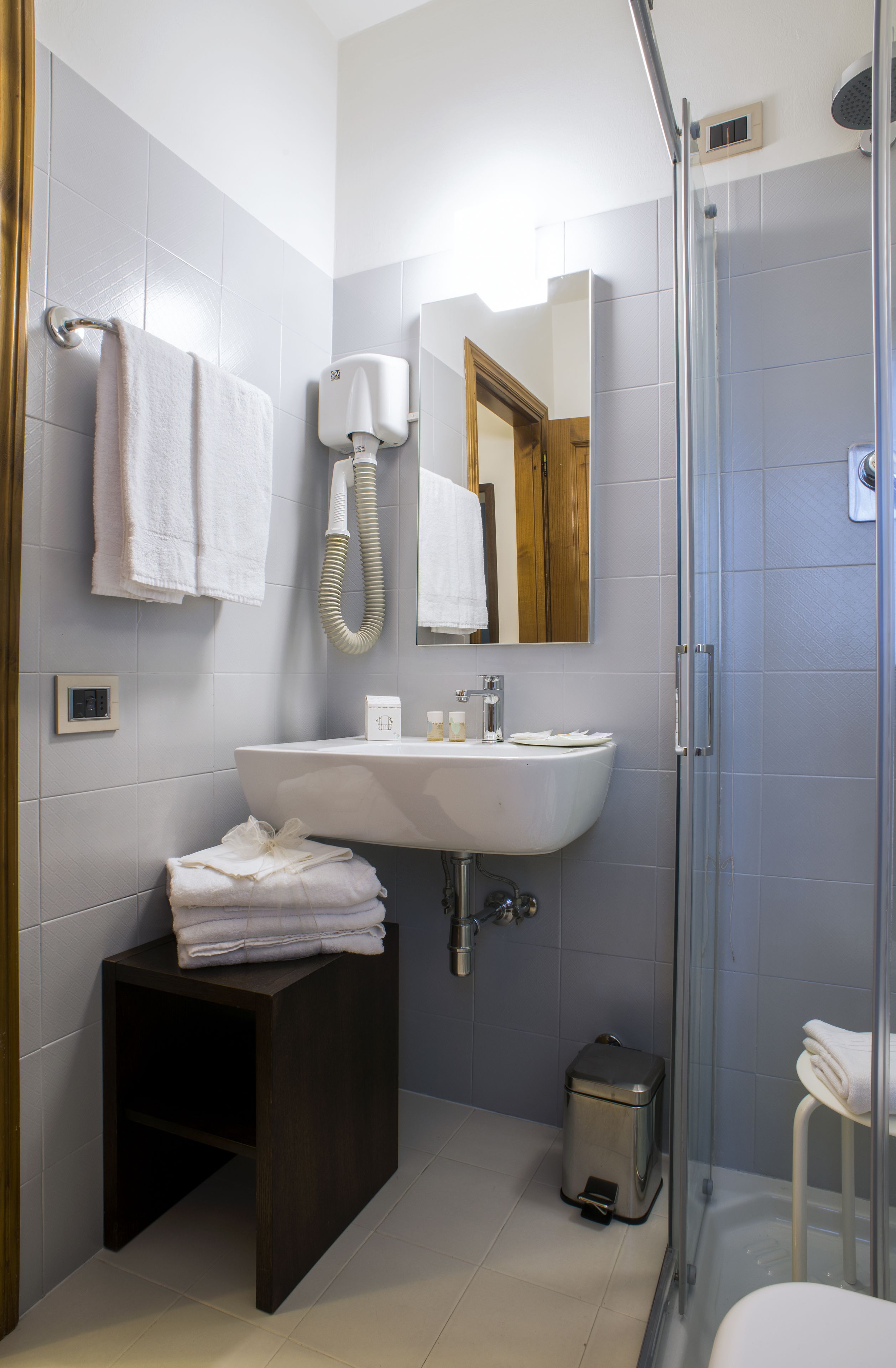 shower, free toiletries, hair dryer, bathrobes