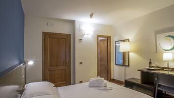 Classic-Doppel- oder -Zweibettzimmer | Bettwäsche aus ägyptischer Baumwolle, hochwertige Bettwaren