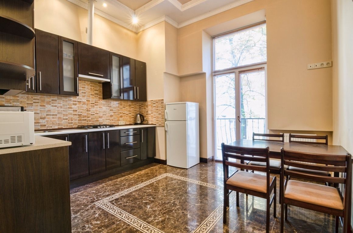 Leilighet, 1 dobbeltseng med sovesofa, ikke-røyk | Strykejern/-brett, wi-fi (inkludert) og sengetøy