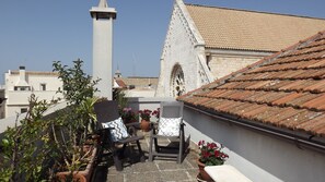 Studio panoramique, vue sur la ville | Terrasse/patio