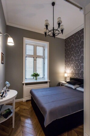 1 bedroom, hypo-allergenic bedding, individually decorated - Poznanska Metro Centrum Apartment (Warsaw)