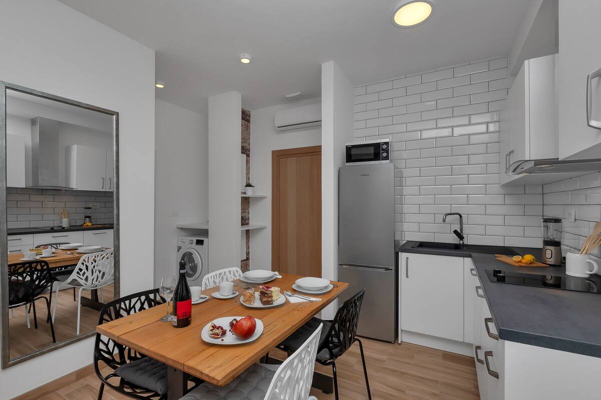 Repas dans la chambre