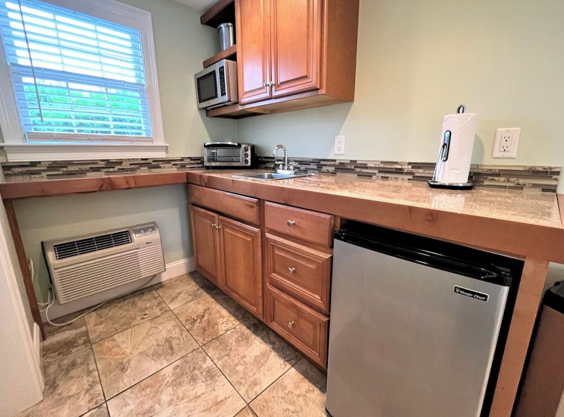 poolside double double | private kitchen