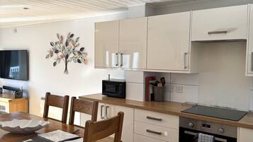 Fridge, oven, dishwasher, freezer