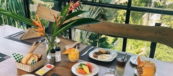 ชิลล์ เบย์ เวลิกามา