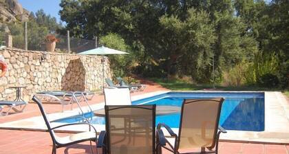 Maalaistalo Virgen de la Cabeza 647960984 matkapuhelin