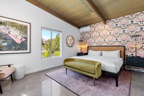 3 chambres, fer et planche à repasser, Wi-Fi, literie fournie