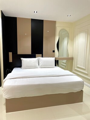 Room - Volantis Gold (Lagos)