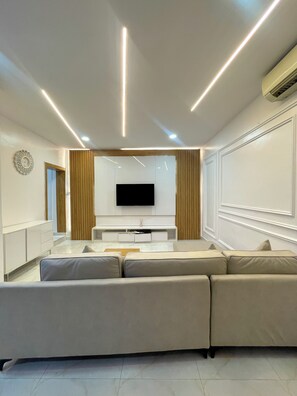 Room - Volantis Gold (Lagos)