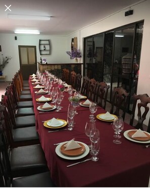 Restaurant - Oasis Coba Tina (Santa Catarina do Fogo)