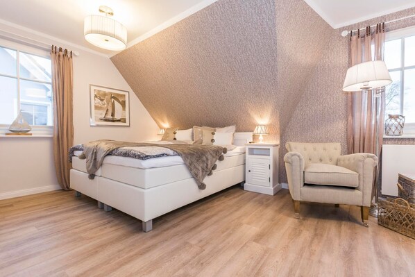 3 soveværelser, pengeskab på værelset, weekendseng, Wi-Fi