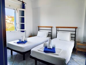 2 habitaciones, insonorización, tabla de planchar con plancha y wifi 