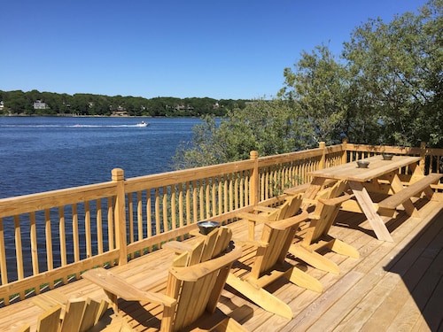 Beautiful Waterfront Home with Beach, Dock, Deck, & Great Views! capeoceanvista