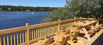 Beautiful Waterfront Home with Beach, Dock, Deck, & Great Views! capeoceanvista