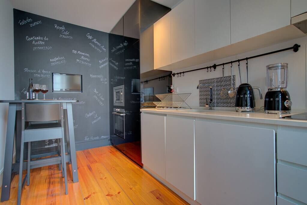 Portugal Portfolio - Tracey & Neill's Place