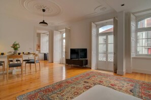 2 sovrum, strykjärn/strykbräda, wi-fi och sängkläder