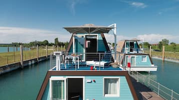 Duplex, 2 Bedrooms, Terrace (Houseboat River) | Terrace/patio