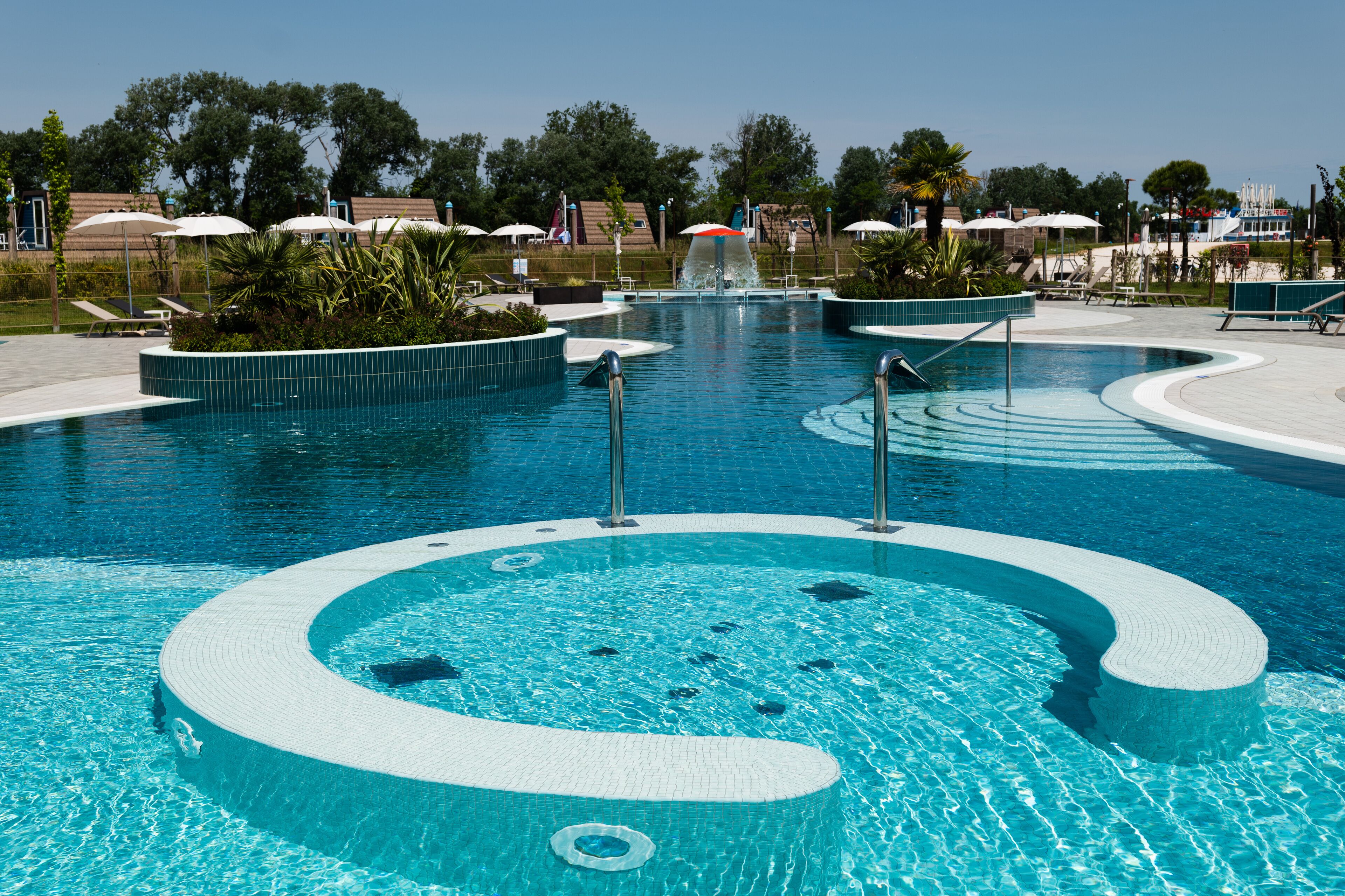 Außenpool (je nach Saison geöffnet)