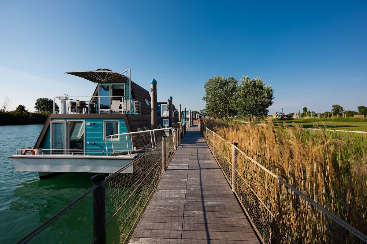 ดูเพล็กซ์, 2 ห้องนอน, ระเบียง (Houseboat River) | ลานระเบียง/นอกชาน