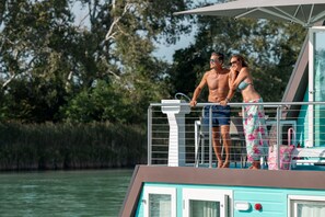 Maisonnette, 2 slaapkamers, terras (Houseboat River) | Terras