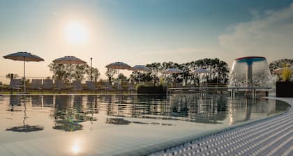 Marina Azzurra Resort