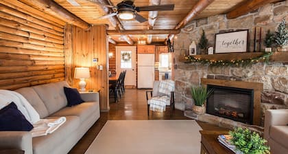 Fox Creek Cabin, spacious log cabin in woods with stream, in Lancaster County.