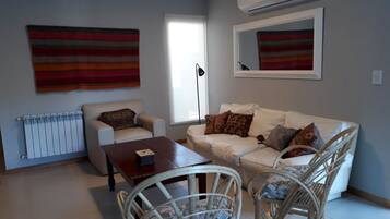 Dupleks, 2 kamar tidur | Area keluarga | TV layar datar dan Netflix