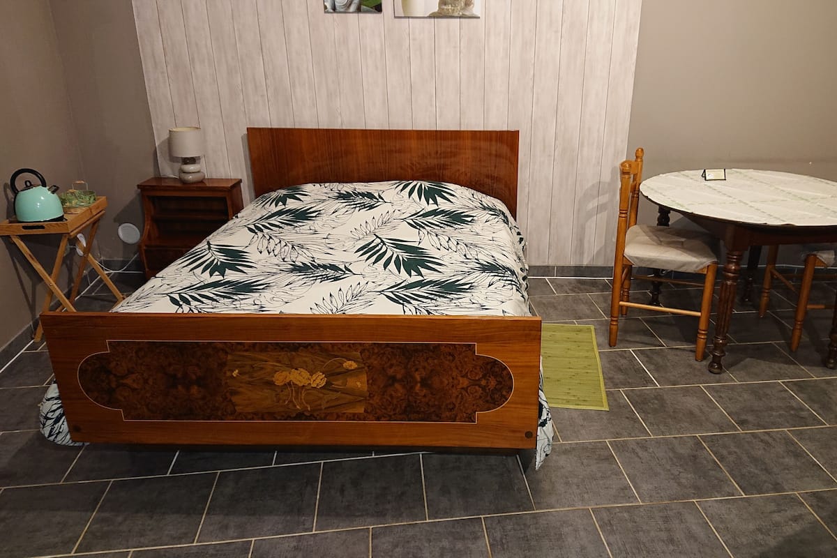 Comfort Double Room (Bambou) | Individually decorated, individually furnished, desk, laptop workspace