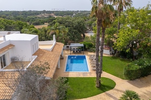 Beheizter Pool