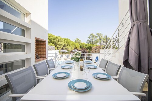 Casa Granada | 4 Bedrooms | Private Pool | Varandas do Lago