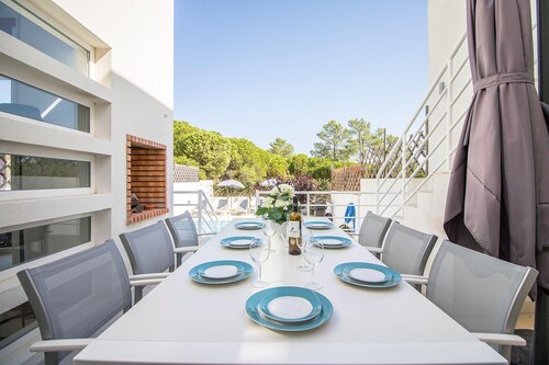 Casa Granada | 4 Bedrooms | Private Pool | Varandas do Lago