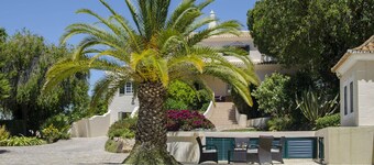 Villa Caravela | 4 Bedrooms | Beautiful Garden | Almancil