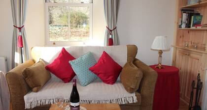 Un magnifique domaine agricole sur la colline, The School House