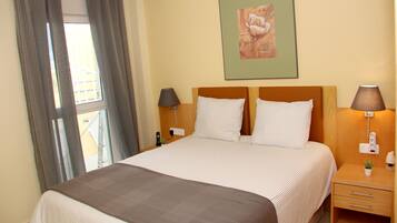 2 chambres, bureau, fer et planche Ă repasser, Wi-Fi gratuit