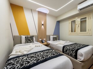 Minibar, laptop workspace, blackout drapes, free WiFi - Panorama Ramsis Hotel & Cafe (Cairo)
