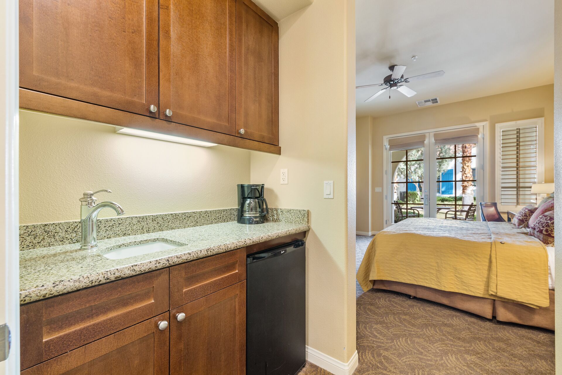 Deluxe King Casita near Clubhouse - (C68)