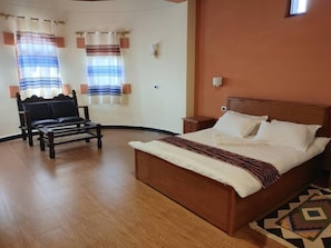 Superior Single Room, City View | Egyptian cotton sheets, premium bedding, down comforters