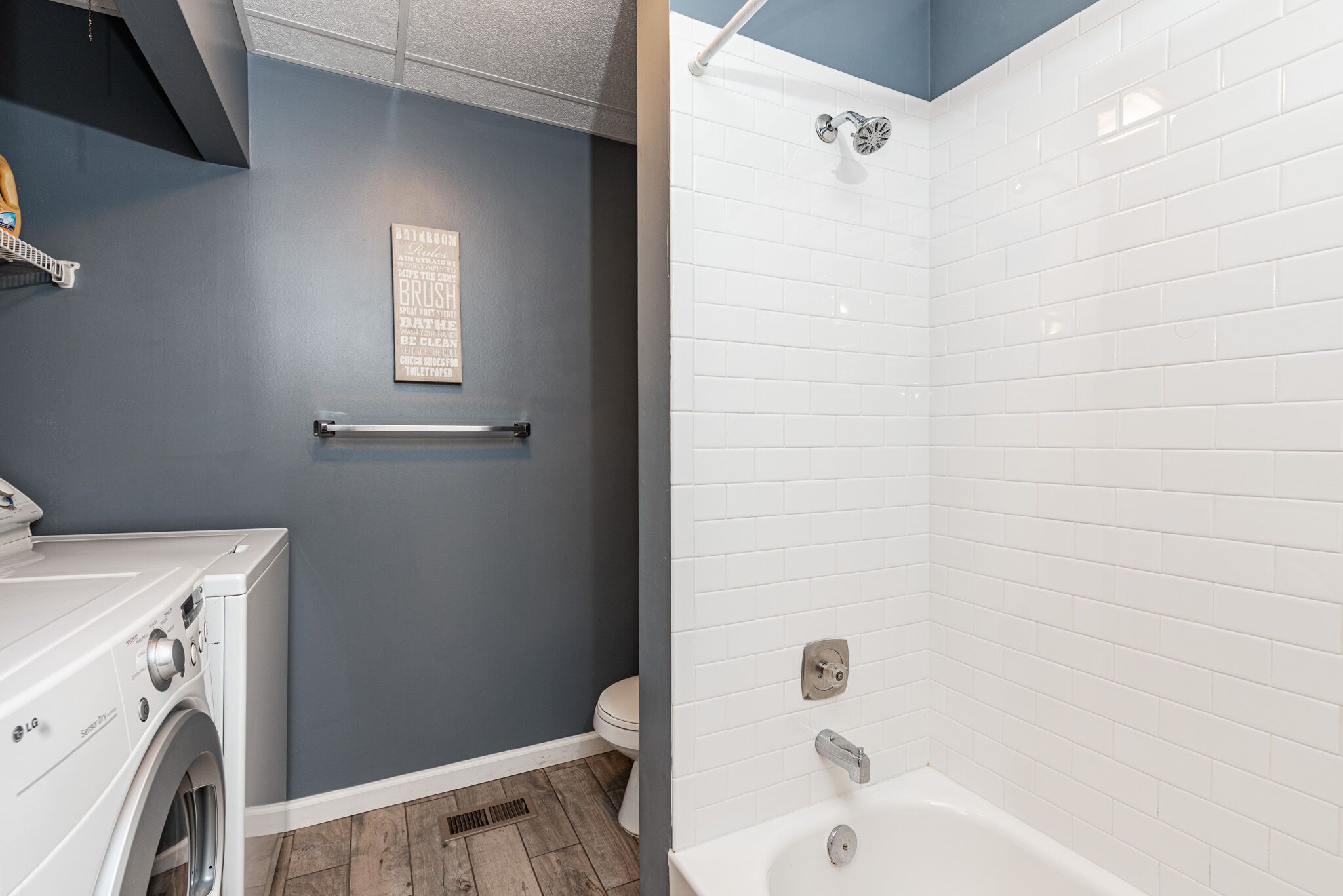 St. Charles 1860's Gem - Sleeps 6!