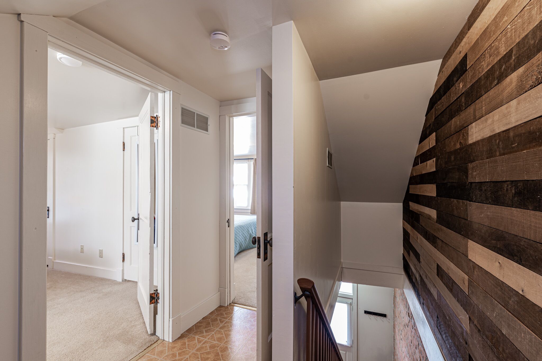 St. Charles 1860's Gem - Sleeps 6!