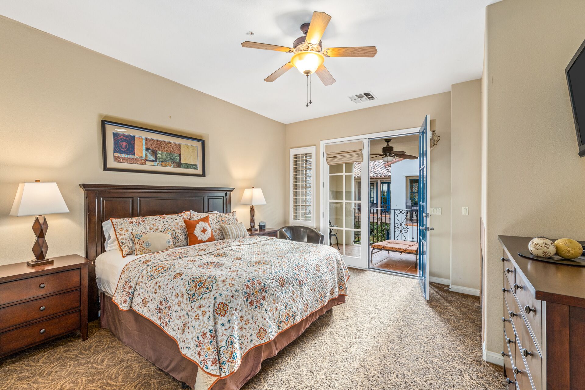 Deluxe King Casita near Clubhouse - (C56)