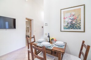 تناول الطعام