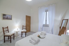 2 室のベッドルーム、WiFi、ベッドシーツ